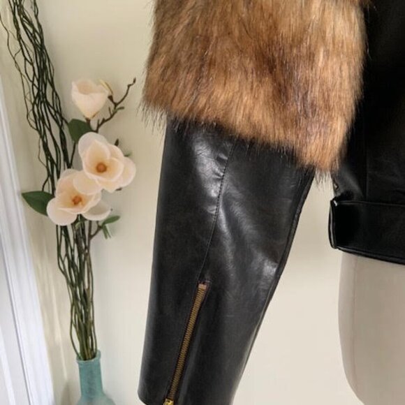 Stunning Brown Faux Fur Women's Jacket Size 4 - Picture 7 of 10